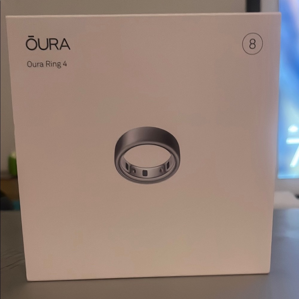 Oura Ring 4 brushed silver size 8